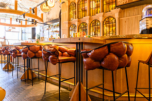 Барный стул Серпентин