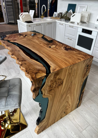 картинка Столы ЭПОКС от компании CORSASTYLE